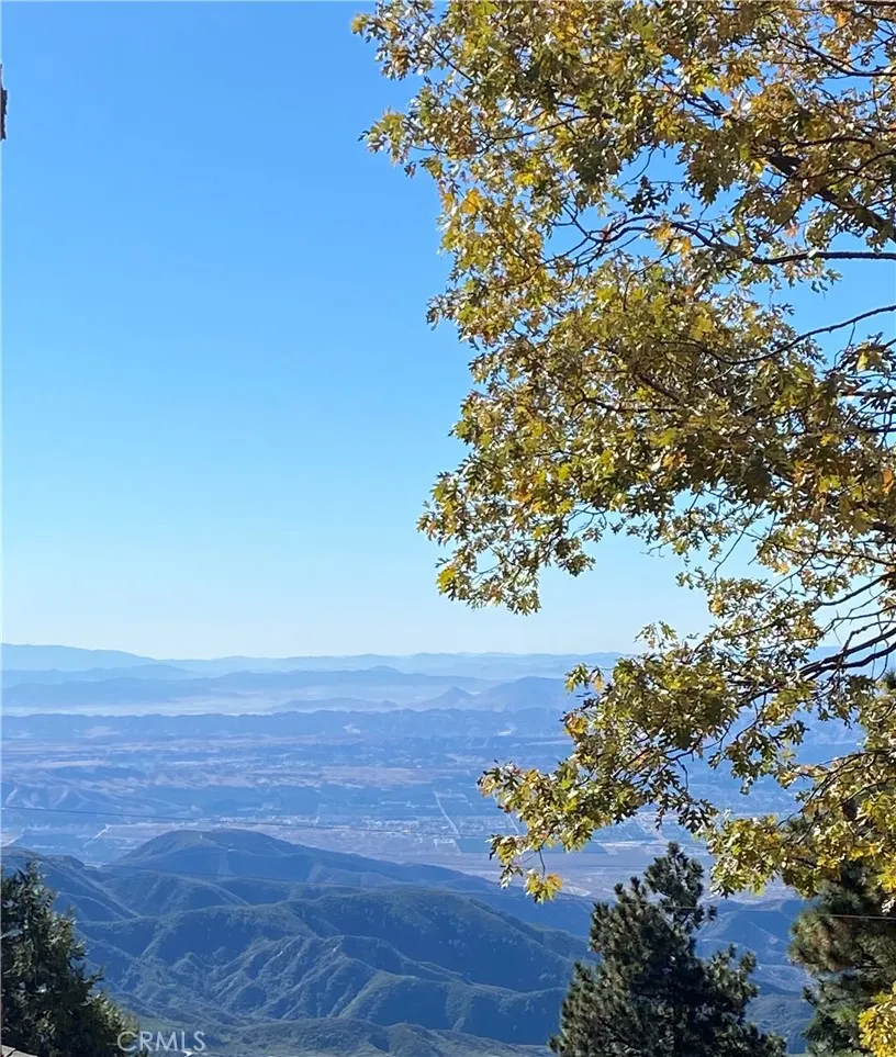 31563 Inspiration Drive Running Springs, CA 92382