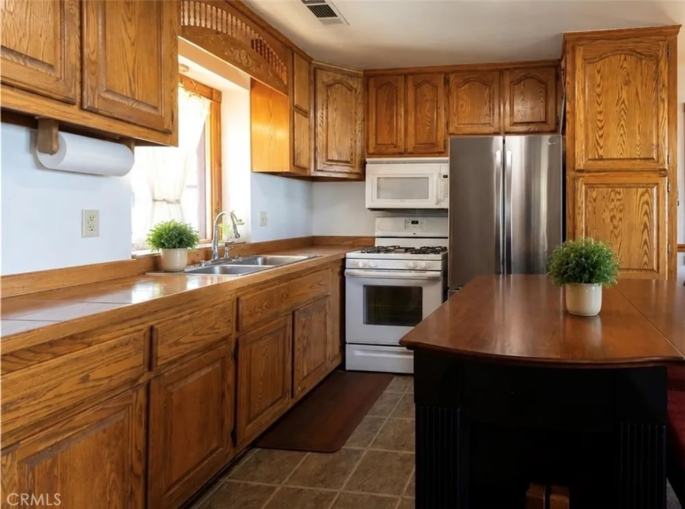 31563 Inspiration Drive Running Springs, CA 92382