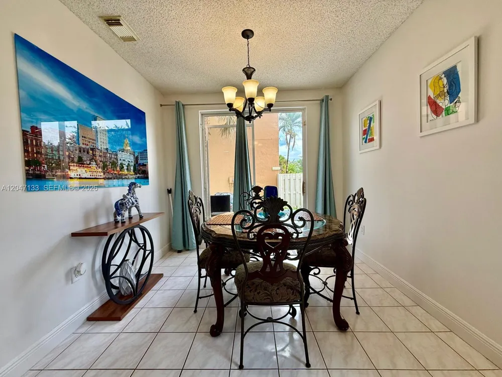 16149 NW 22nd St Pembroke Pines, FL 33028