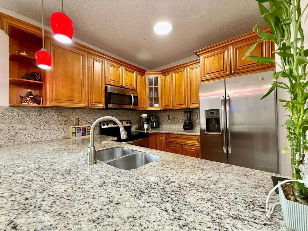 16149 NW 22nd St Pembroke Pines, FL 33028