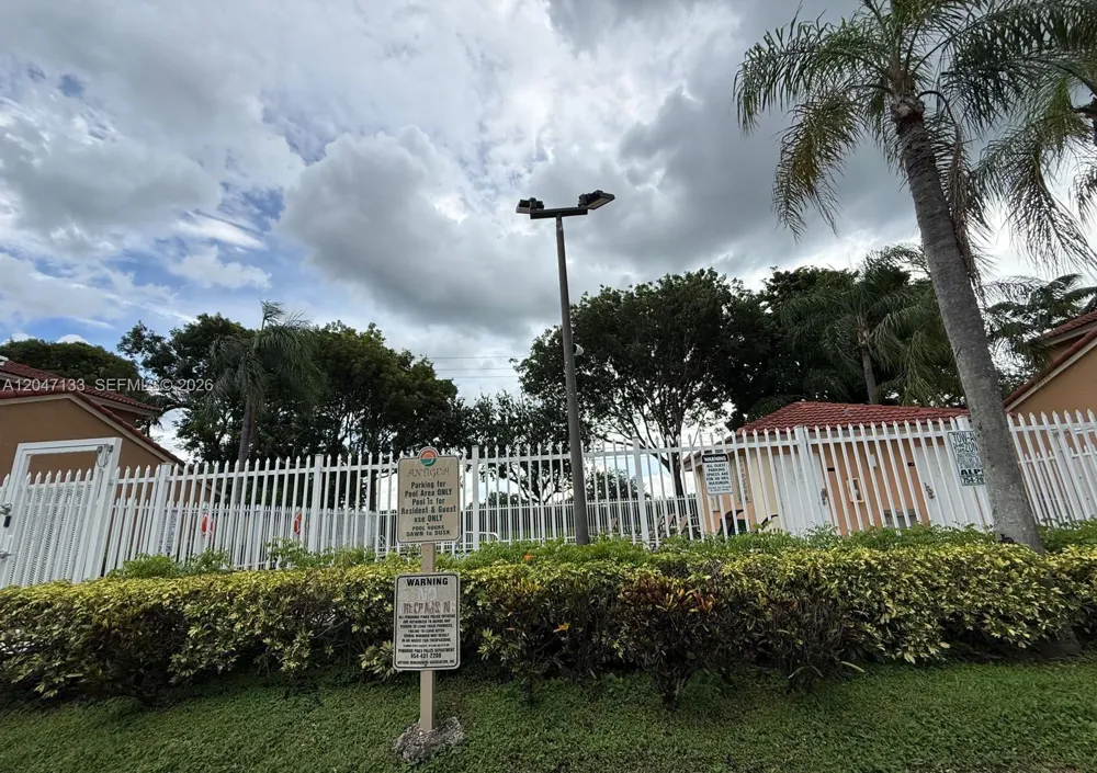 16149 NW 22nd St Pembroke Pines, FL 33028
