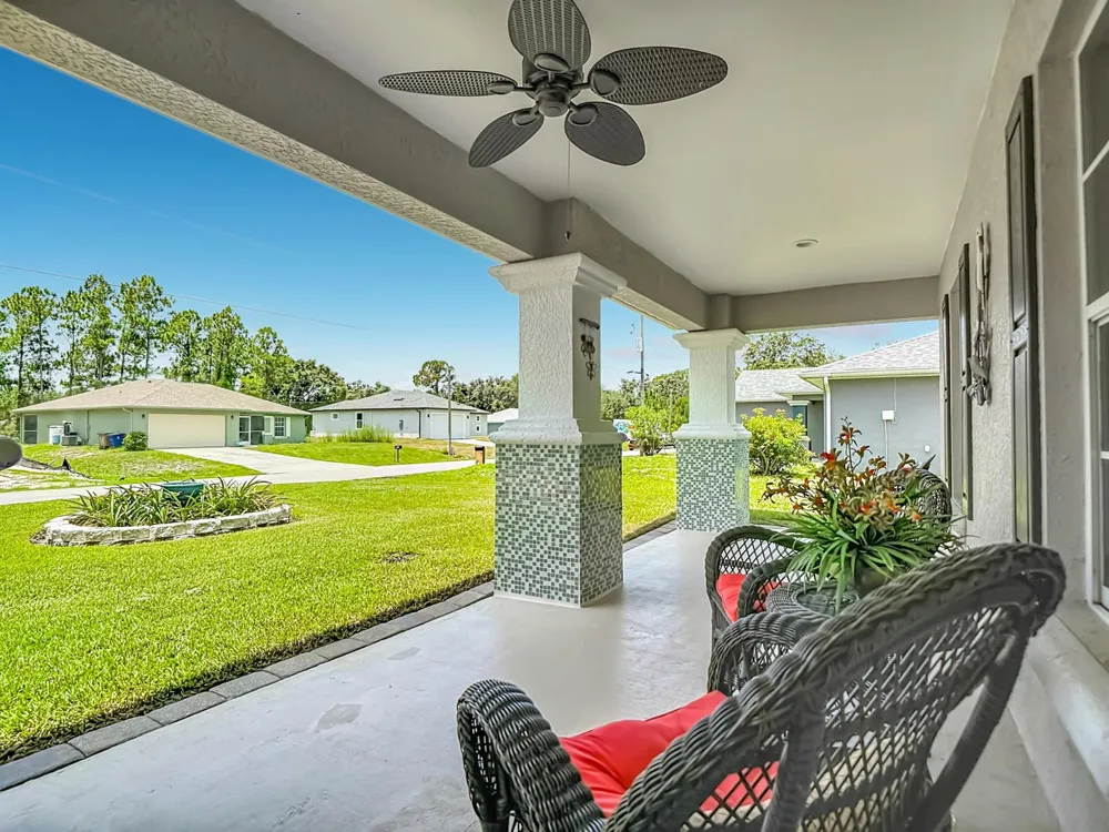 2610 53rd Street W Lehigh Acres, FL 33971
