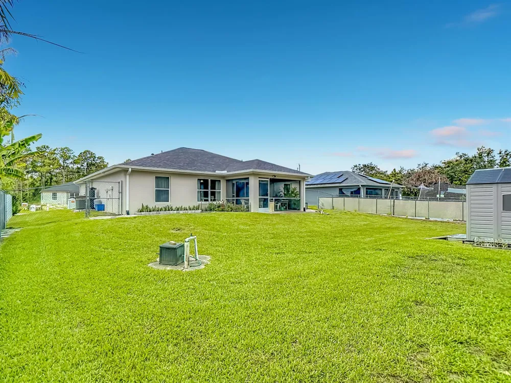 2610 53rd Street W Lehigh Acres, FL 33971