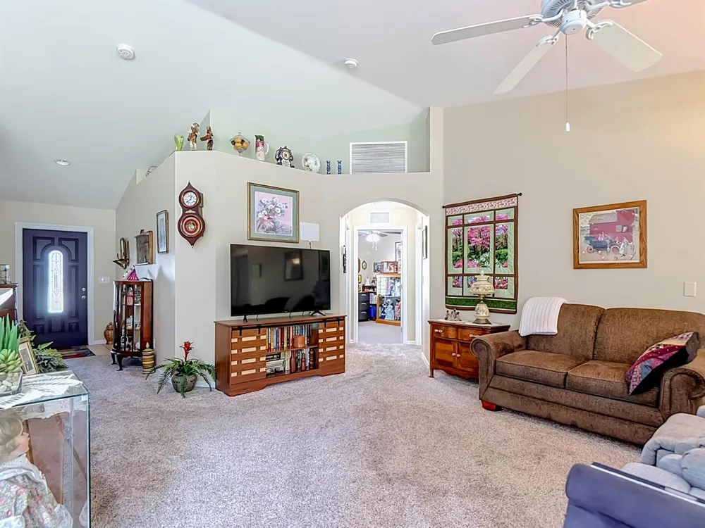 2610 53rd Street W Lehigh Acres, FL 33971