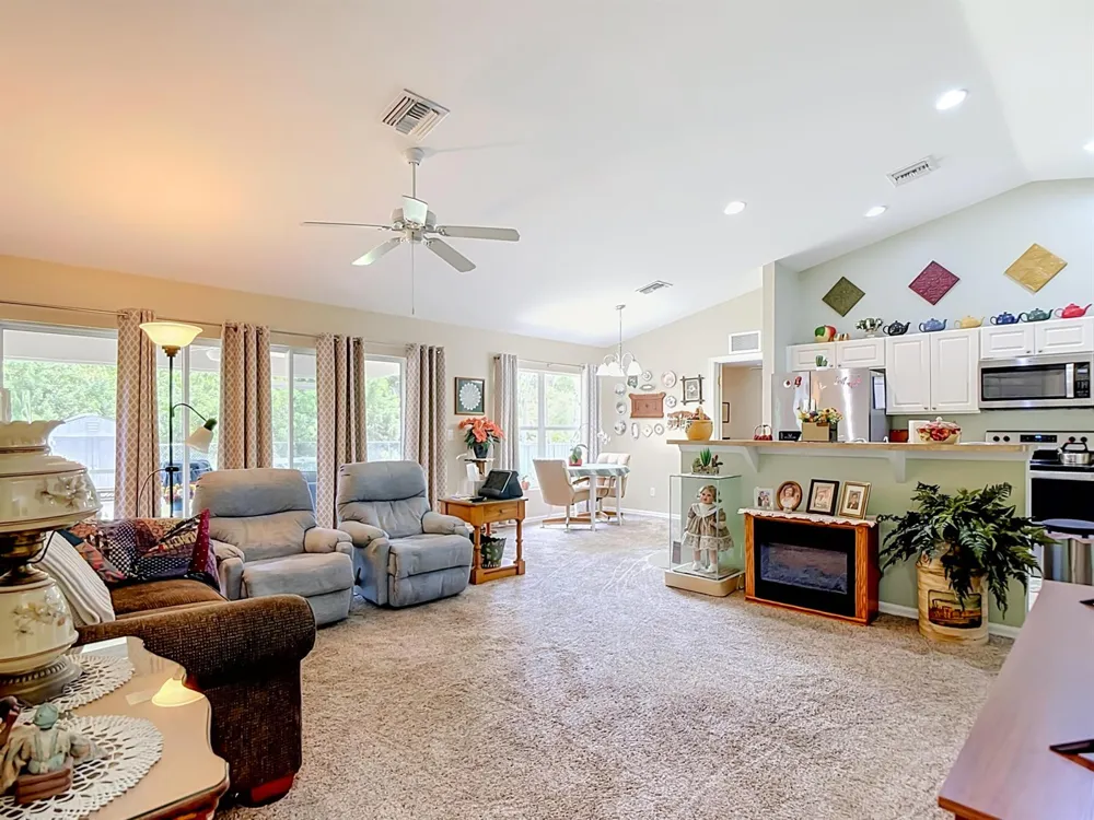 2610 53rd Street W Lehigh Acres, FL 33971