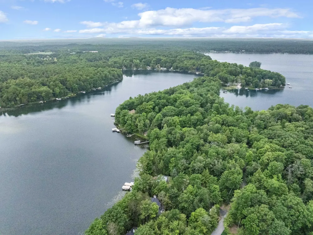2847 Crescent Shores Drive Long Lake Township, MI 49685