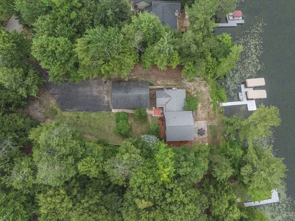 2847 Crescent Shores Drive Long Lake Township, MI 49685