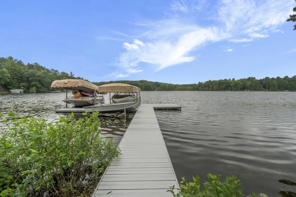 2847 Crescent Shores Drive Long Lake Township, MI 49685