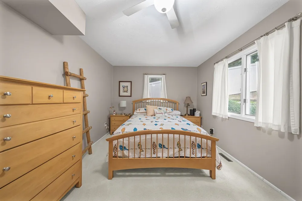 2847 Crescent Shores Drive Long Lake Township, MI 49685