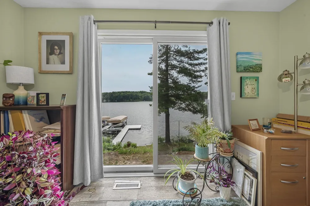 2847 Crescent Shores Drive Long Lake Township, MI 49685