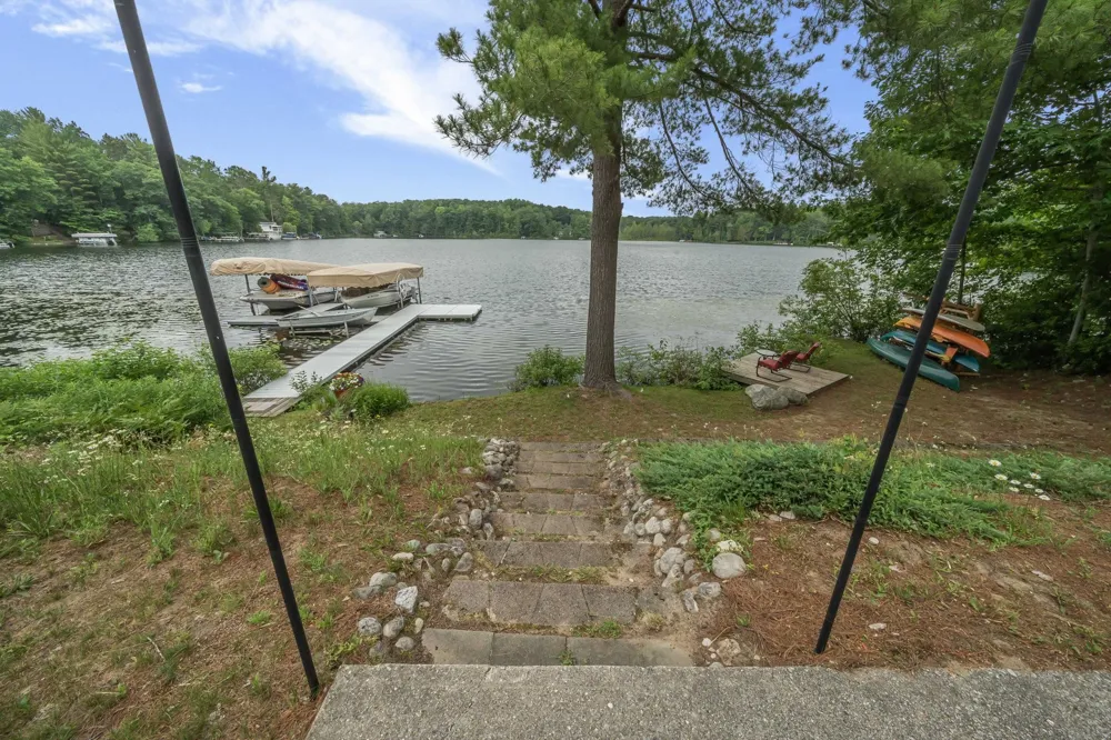 2847 Crescent Shores Drive Long Lake Township, MI 49685