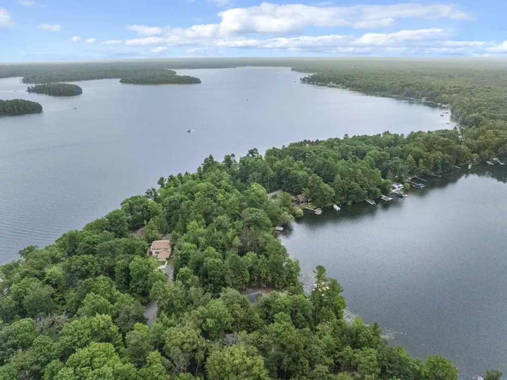 2847 Crescent Shores Drive Long Lake Township, MI 49685