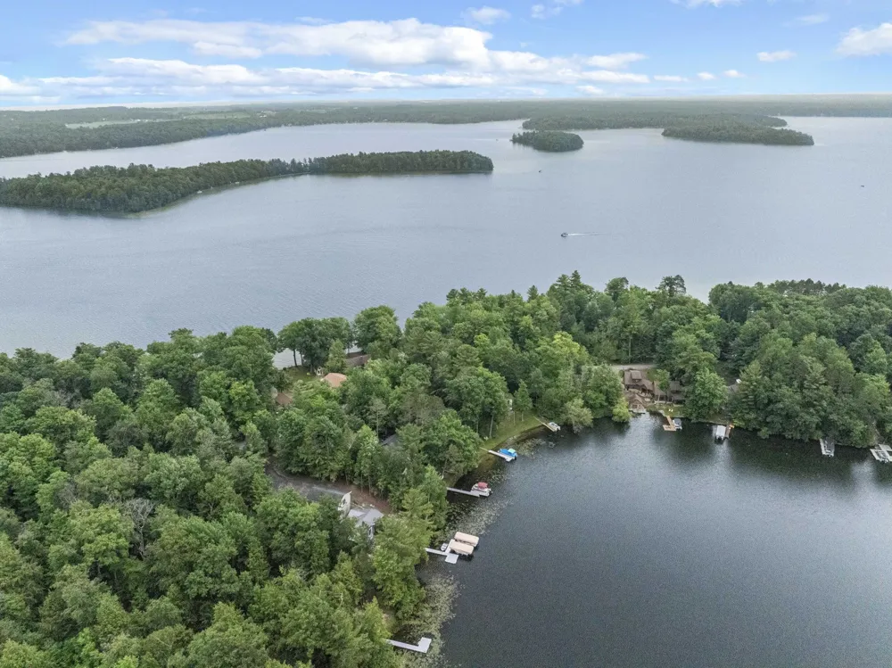 2847 Crescent Shores Drive Long Lake Township, MI 49685