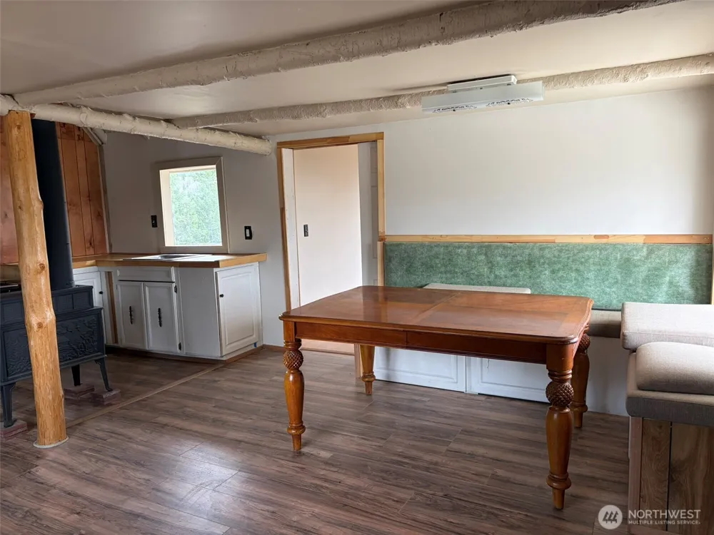184 Lambert Lane Republic, WA 99166
