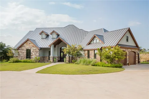 21301 Dill Circle