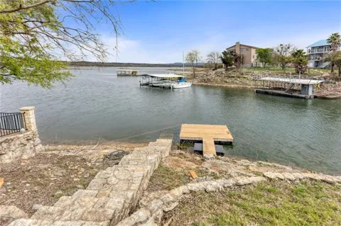3714 PARLIAMENT Cove