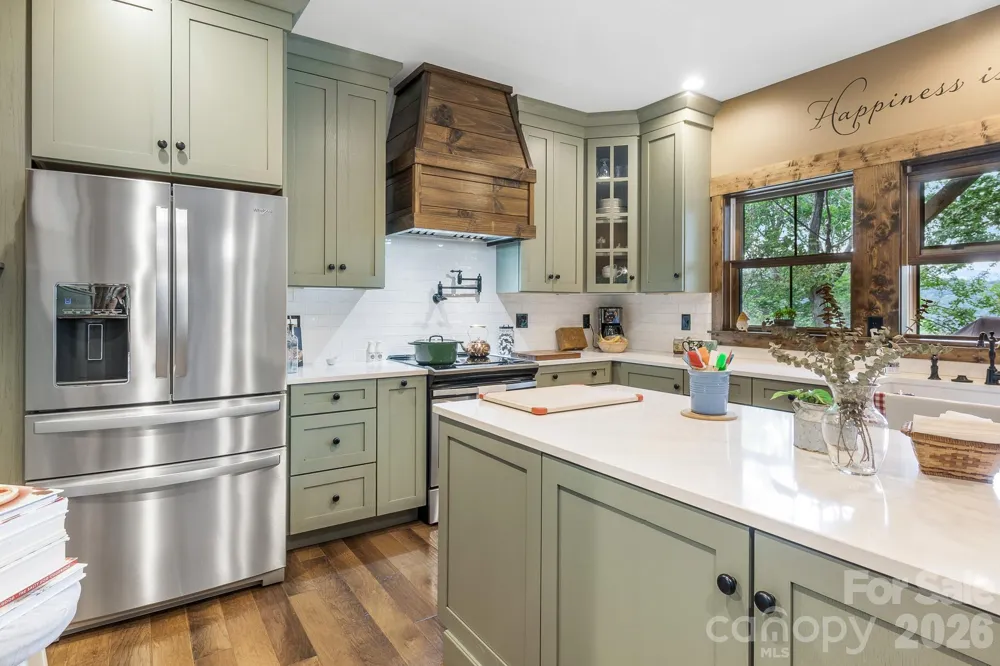 1009 Larkspur Trail Banner Elk, NC 28604