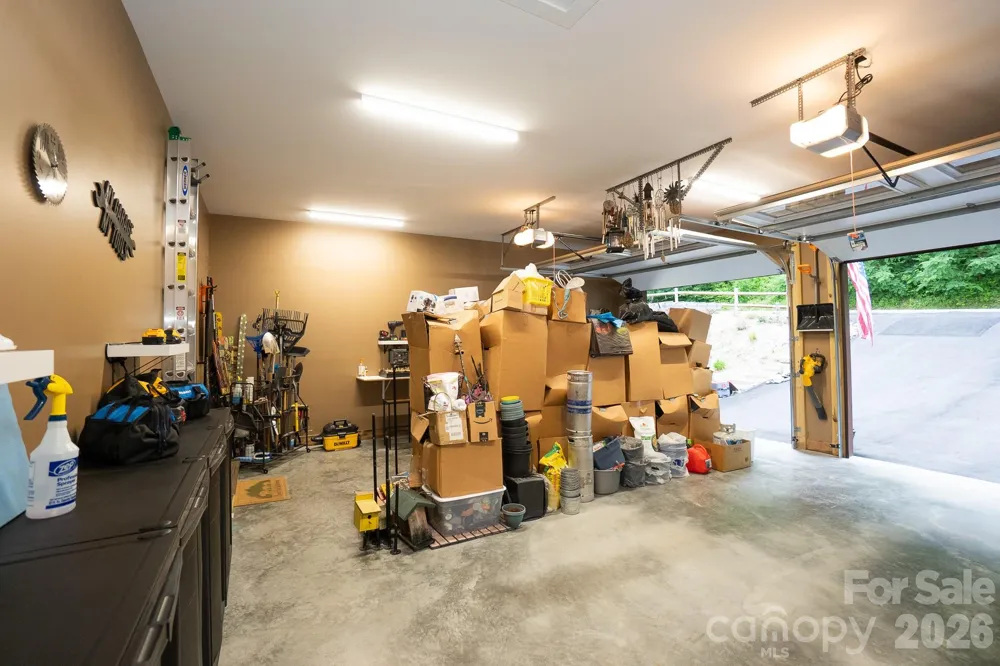 1009 Larkspur Trail Banner Elk, NC 28604