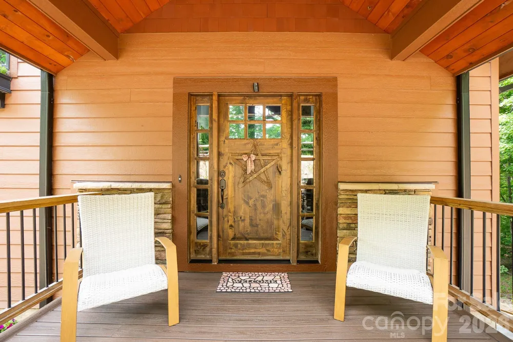 1009 Larkspur Trail Banner Elk, NC 28604