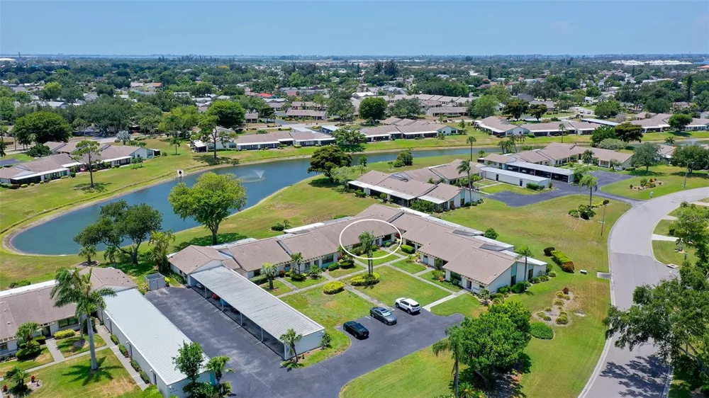 6129 HERITAGE LANE W #6129 Bradenton, FL 34209