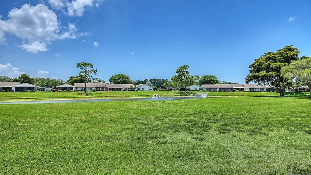 6129 HERITAGE LANE W #6129 Bradenton, FL 34209