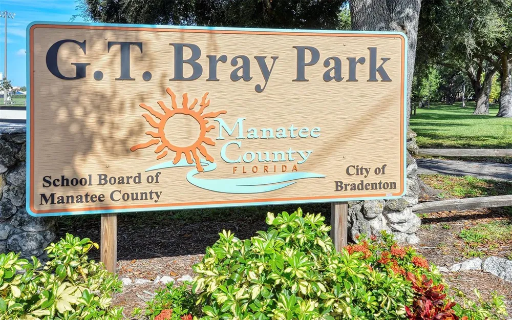 6129 HERITAGE LANE W #6129 Bradenton, FL 34209