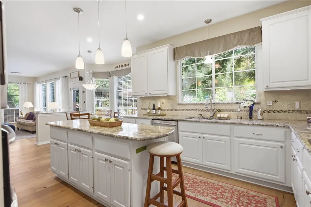 2041 Saint Andrews Drive Round Rock, TX 78664
