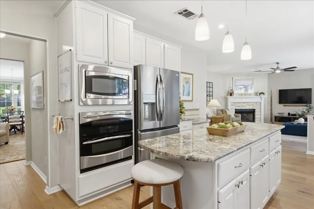 2041 Saint Andrews Drive Round Rock, TX 78664
