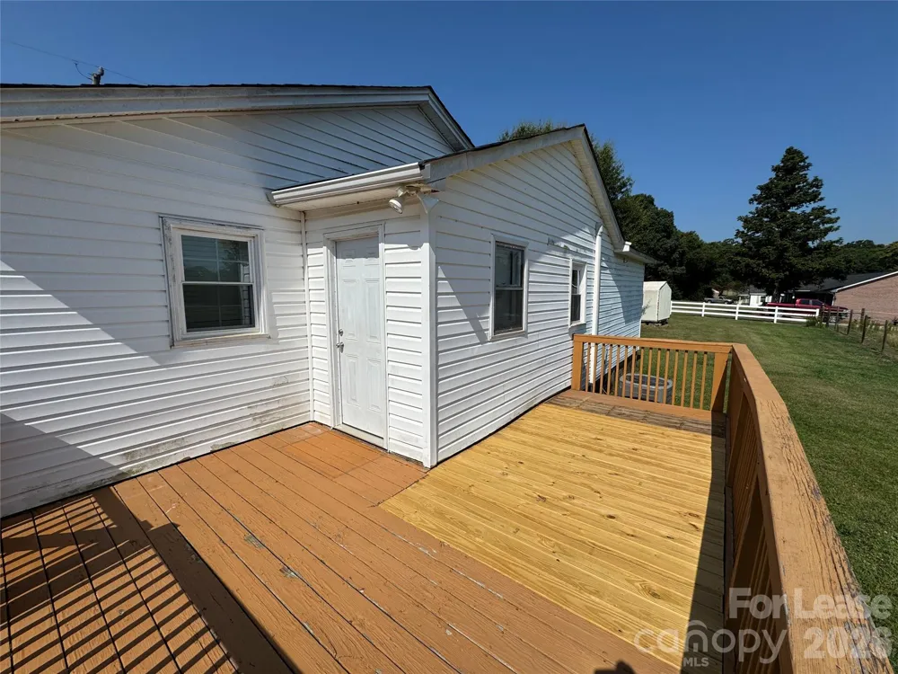 3061 Lee Road Gastonia, NC 28056