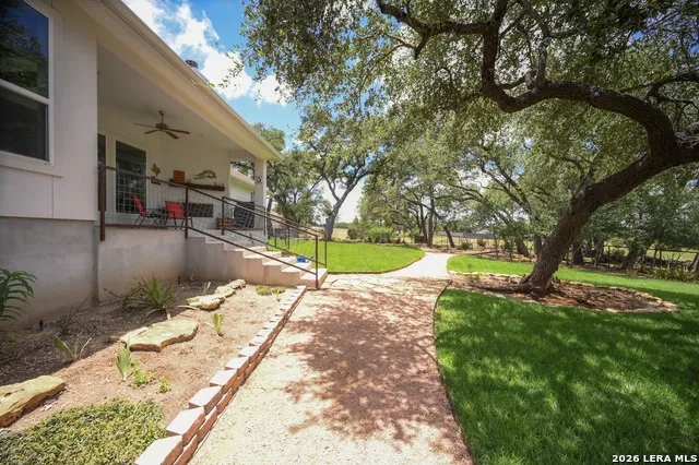 112 Nat Nolan Blanco, TX 78606