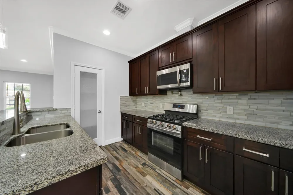 4732 Carmen Street #B Houston, TX 77033