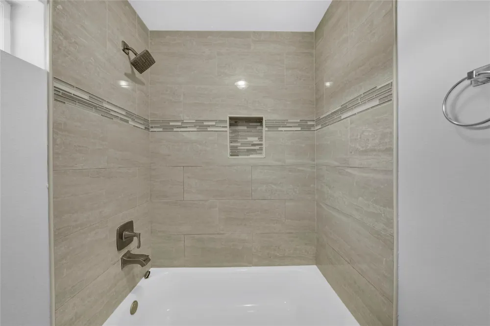 4732 Carmen Street #B Houston, TX 77033
