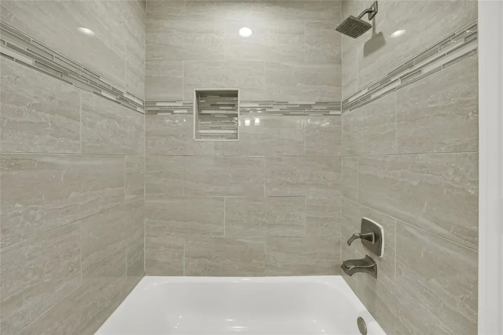 4732 Carmen Street #B Houston, TX 77033