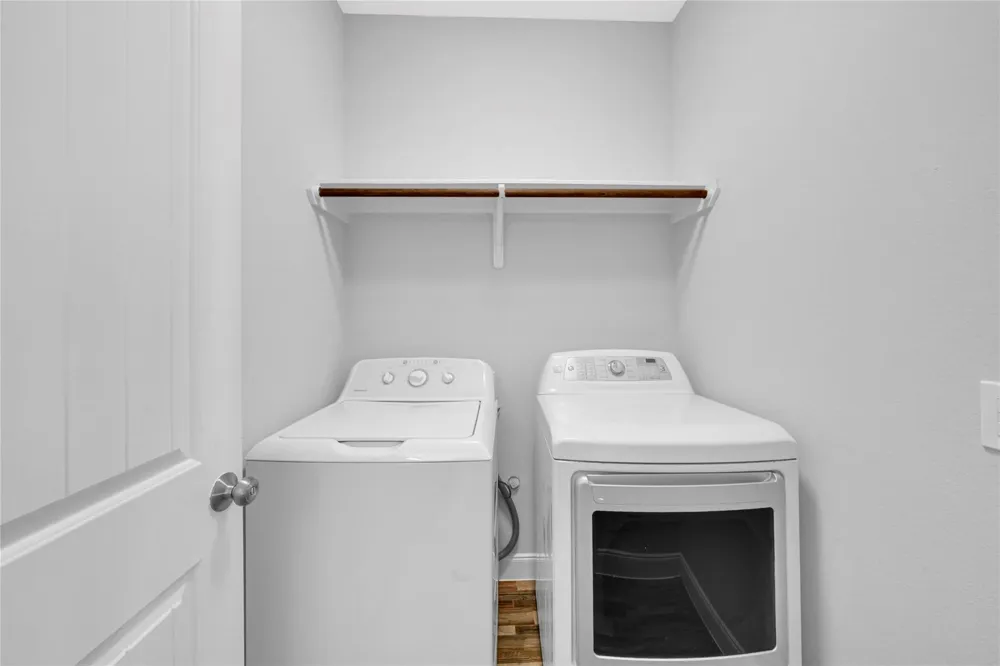 4732 Carmen Street #B Houston, TX 77033