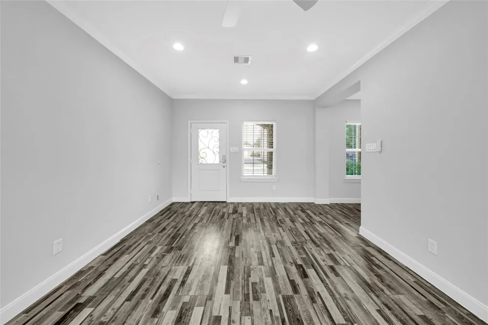 4732 Carmen Street #B Houston, TX 77033
