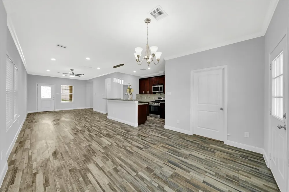 4732 Carmen Street #B Houston, TX 77033