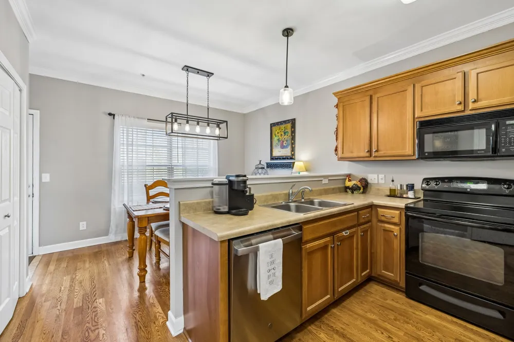 3027 Newport Valley Cir #J-2 Thompsons Station, TN 37179