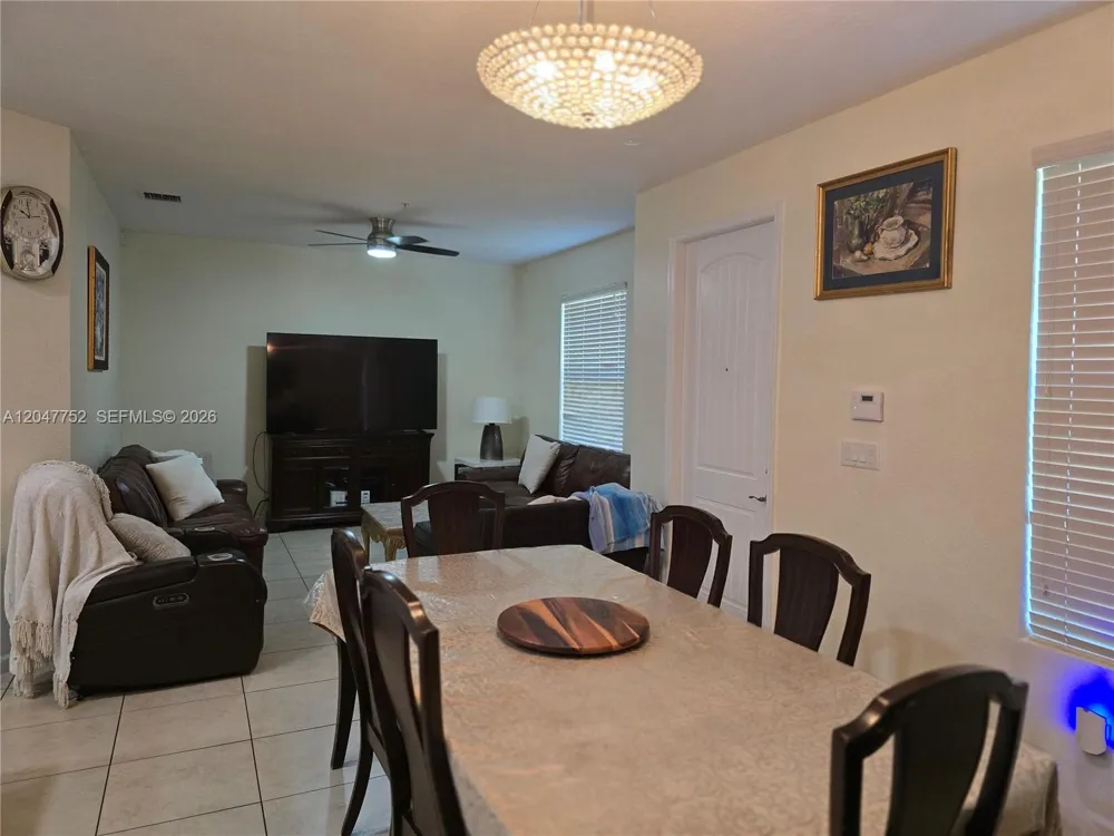 146 SW 7th Ct Pompano Beach, FL 33060