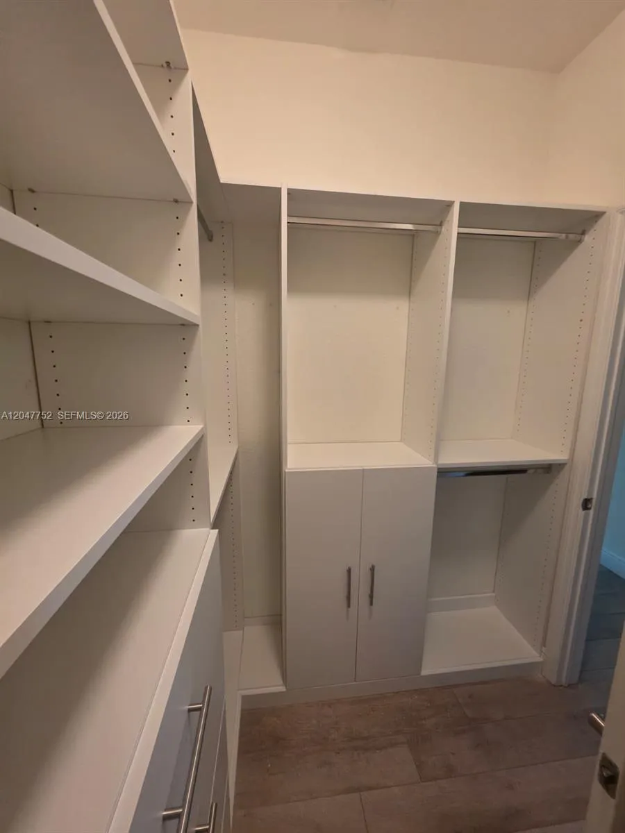 146 SW 7th Ct Pompano Beach, FL 33060