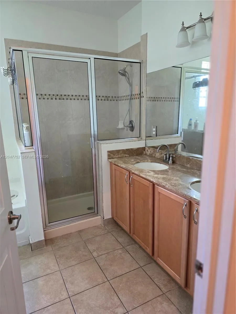 146 SW 7th Ct Pompano Beach, FL 33060