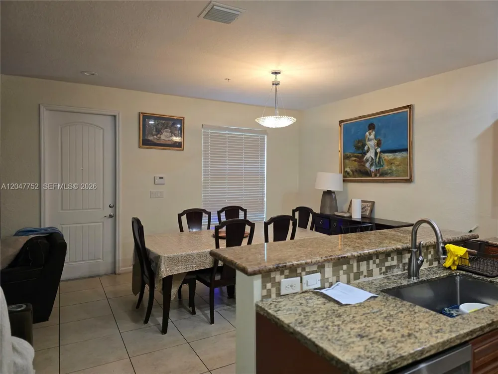 146 SW 7th Ct Pompano Beach, FL 33060
