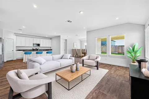 4215 Russet Elm Lane