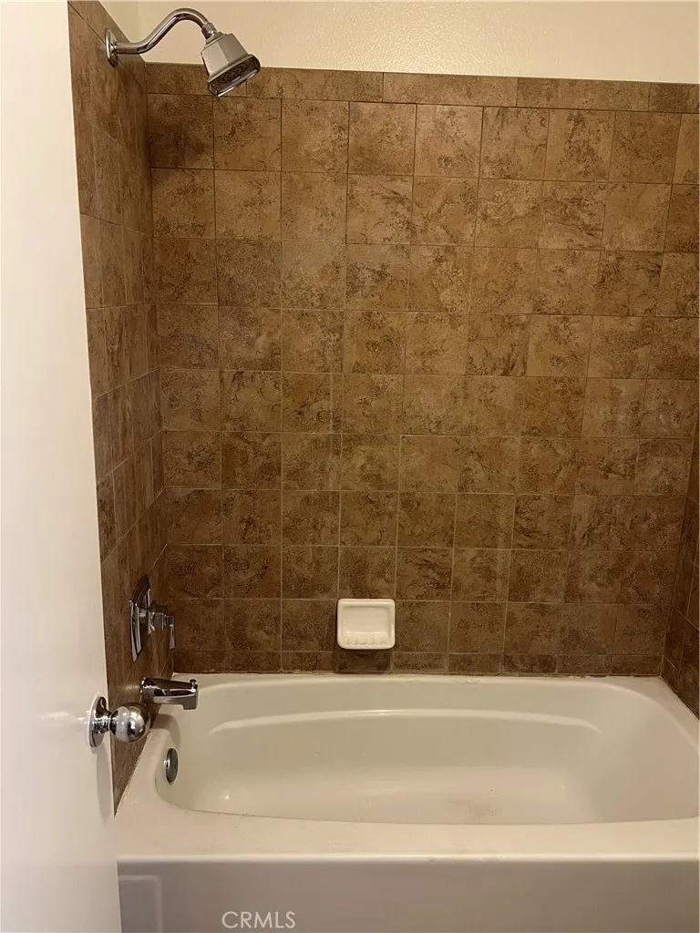 24151 Del Monte Valencia, CA 91355