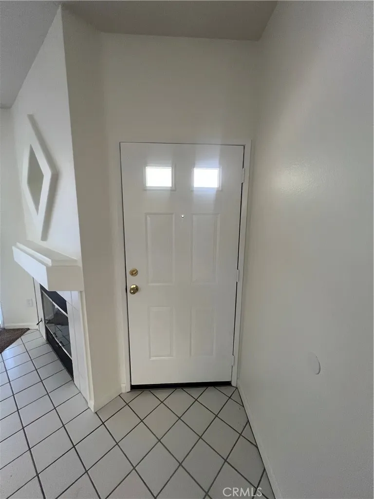 24151 Del Monte Valencia, CA 91355