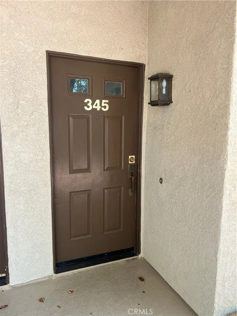 24151 Del Monte Valencia, CA 91355