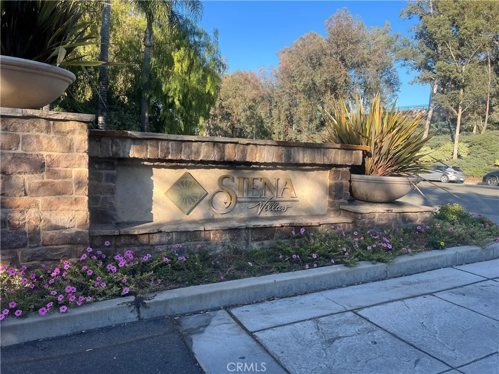 24151 Del Monte Valencia, CA 91355