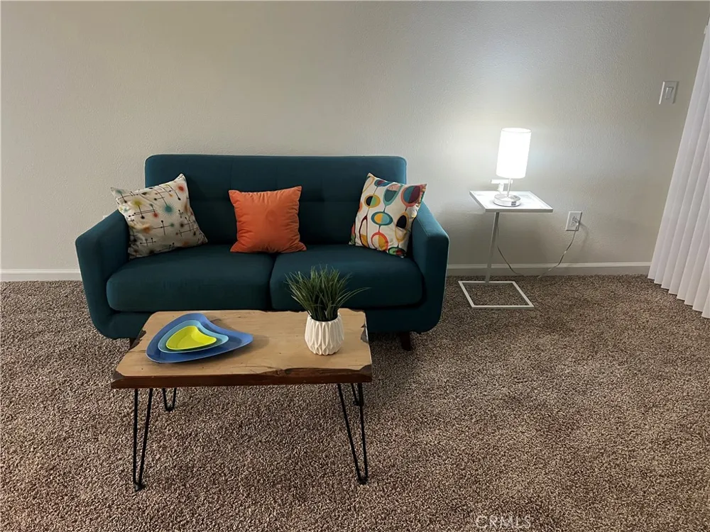 24151 Del Monte Valencia, CA 91355