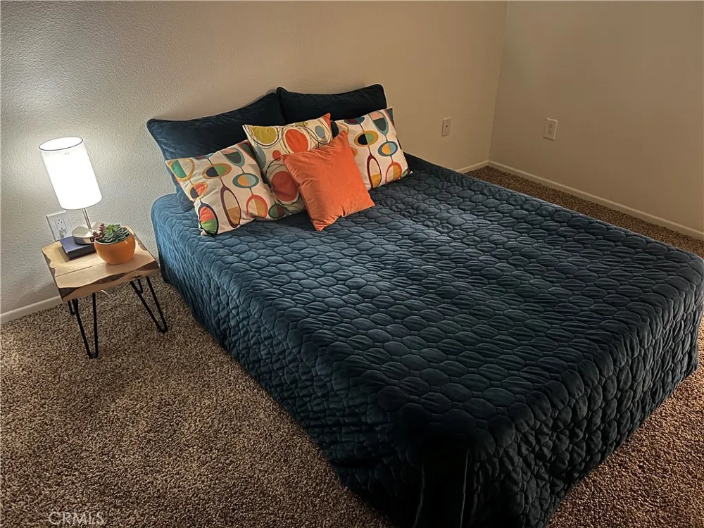 24151 Del Monte Valencia, CA 91355