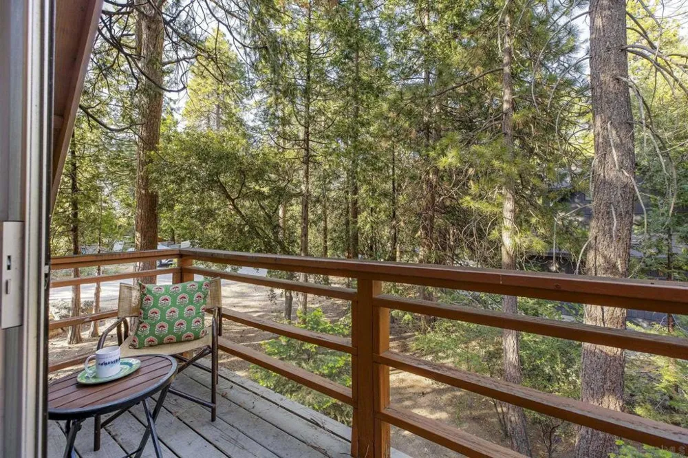 52275 Sylvan Way Idyllwild, CA 92549