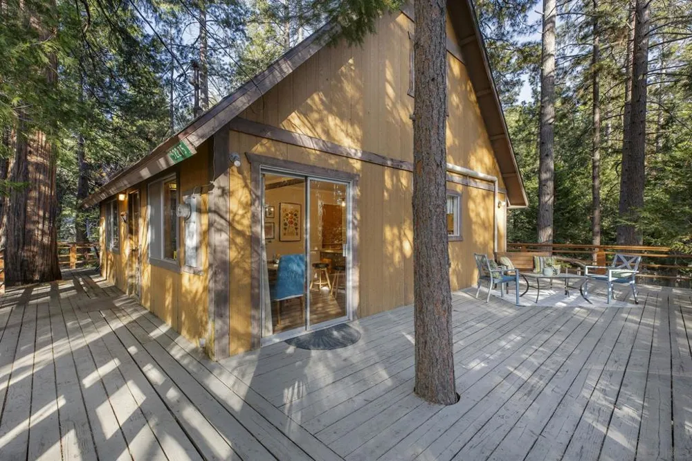 52275 Sylvan Way Idyllwild, CA 92549